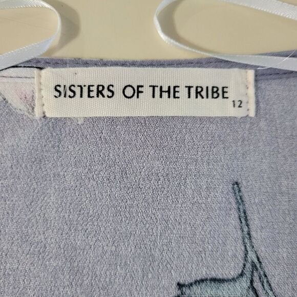 Sister Of The Tribe Floral V-neck Midi Dress with Ruffles and Cutouts - Picture 2 of 16